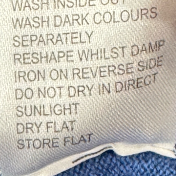 ANDRE Men's Vibrant Blue Zip-Up Sweater - Picture 7 of 8